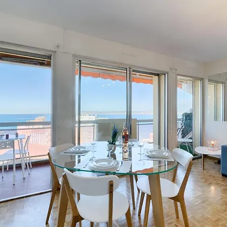 Vue Feerique Sur La Mer - Air